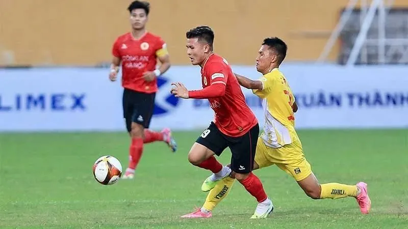 Giải đấu V.League 1 diễn ra sôi nổi, cạnh tranh khốc liệt